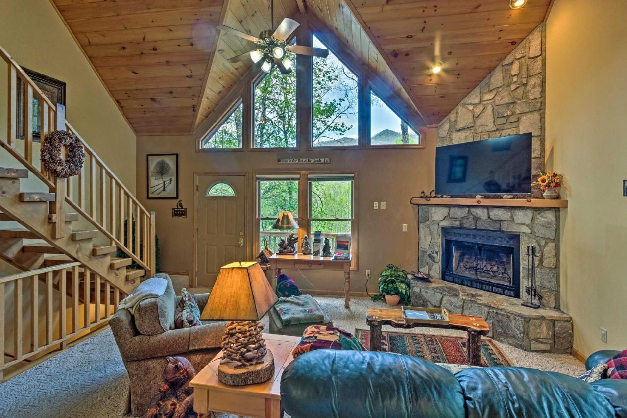 Spacious With Hot Tub And Mtn View * Maggie Valley